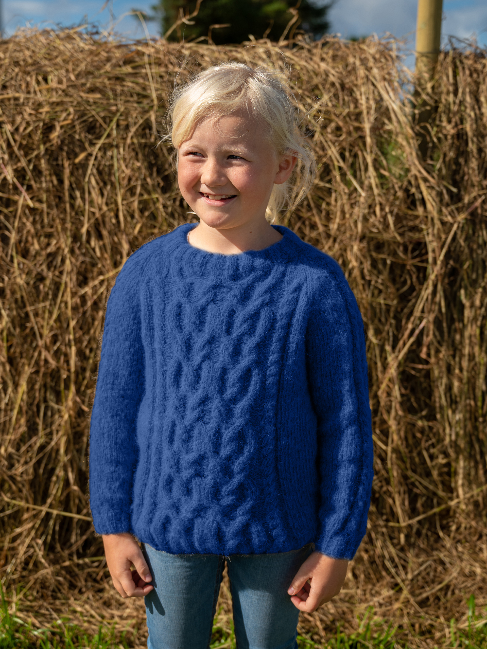 114-05f Ametyst genser kongeblå