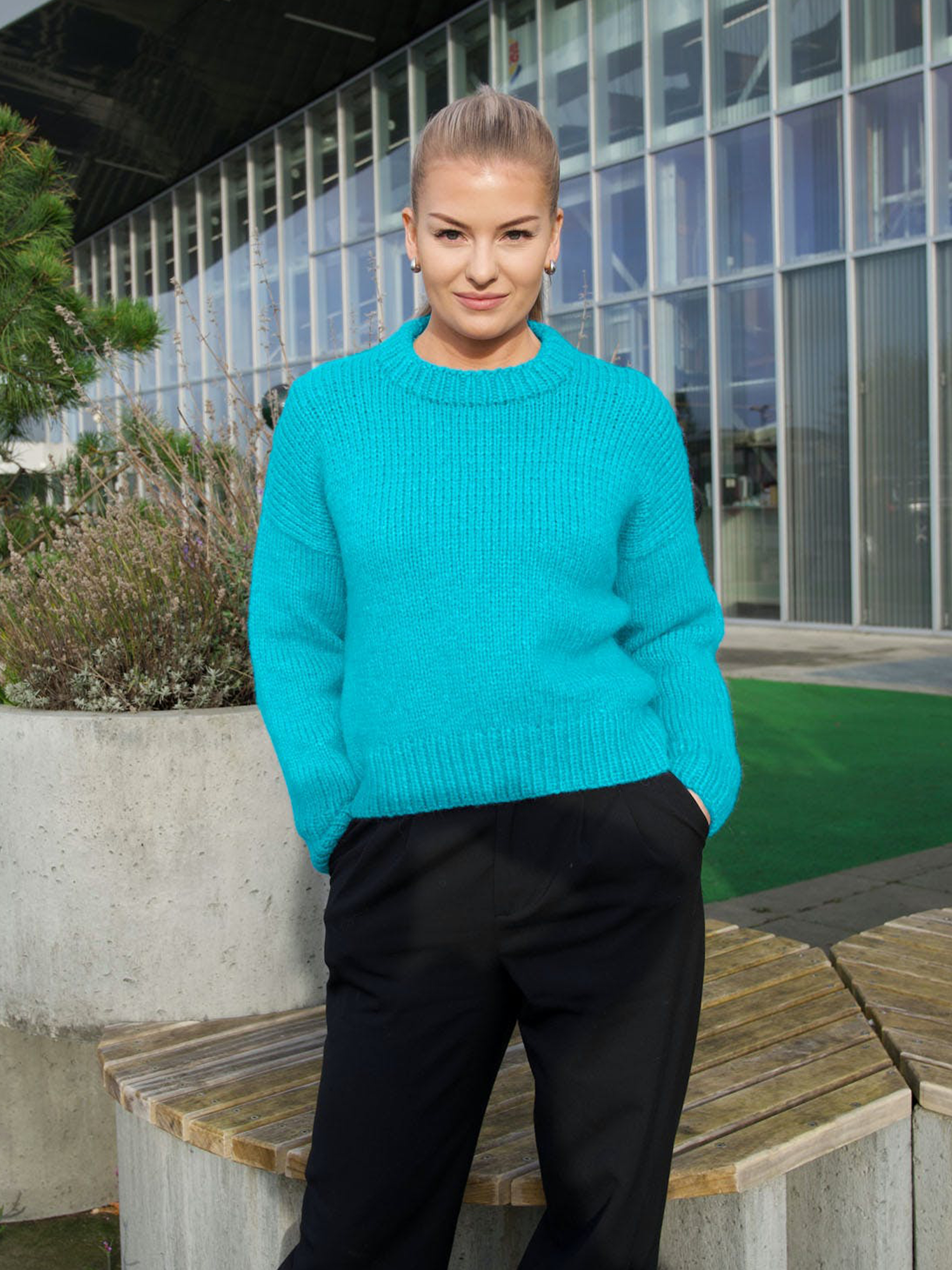 114-07d Åsne genser