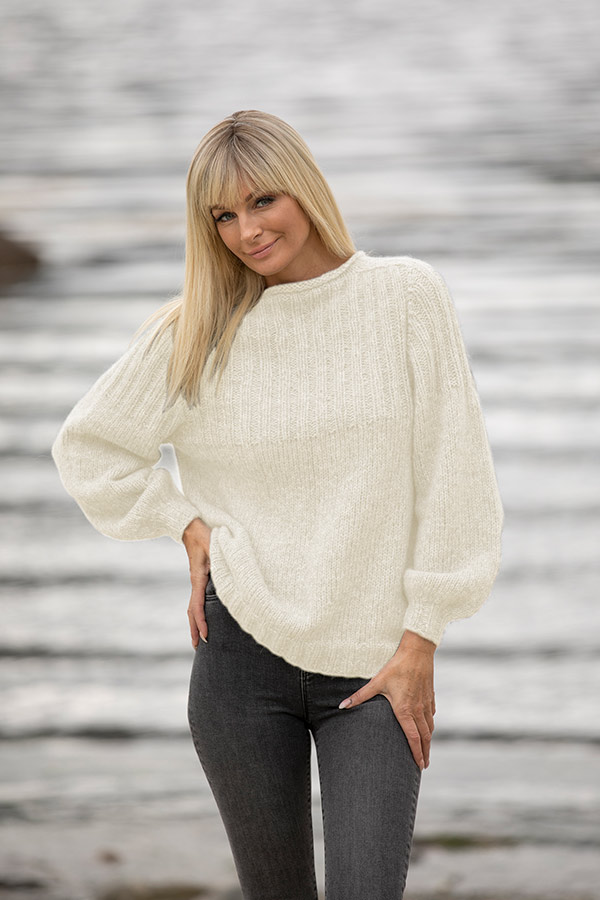 2022-2 Behag tröja natur