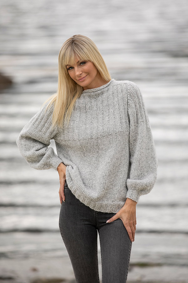 2022-2 Behag tröja pärlgrå