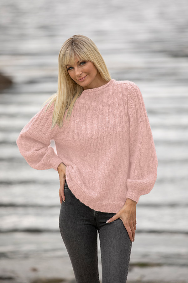 2022-2 Behag tröja aprikos