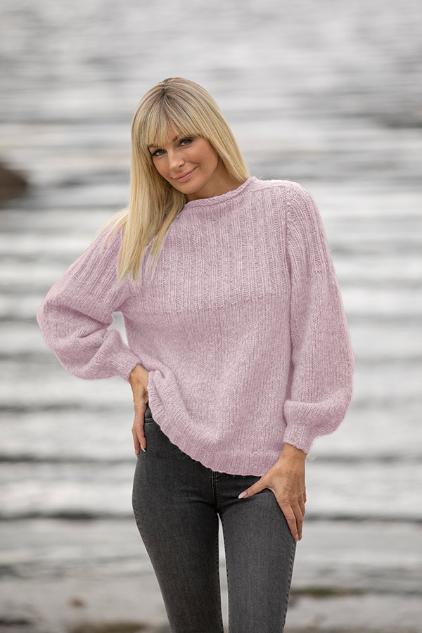 2022-2 Behag tröja ljus rosa