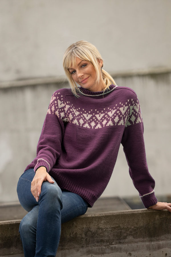 2023-7 Piff genser mørk lilla
