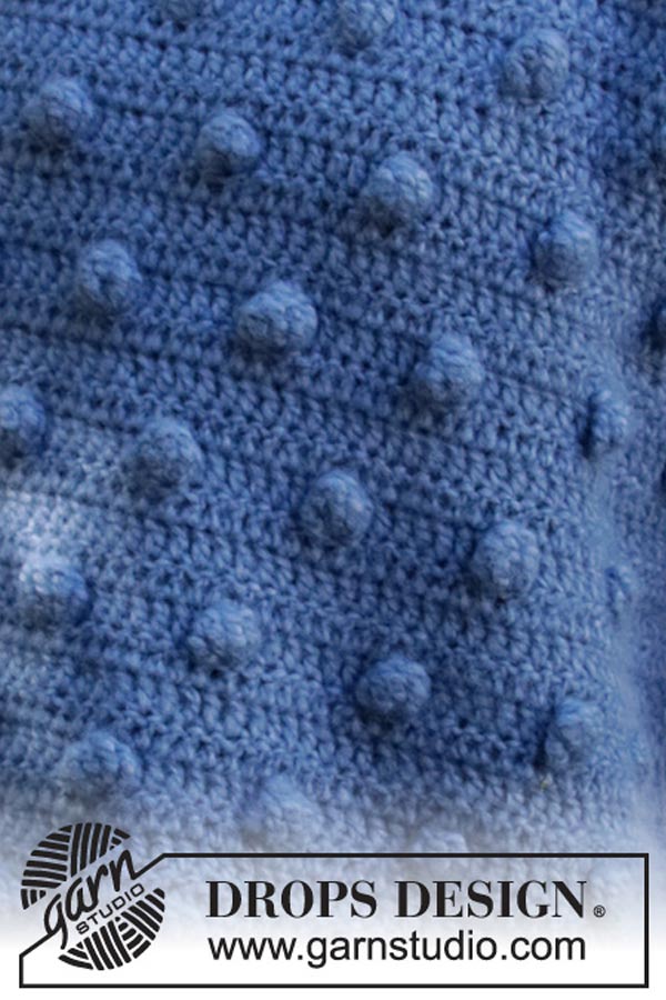 205-12 Breakfast in Paris virkad tröja