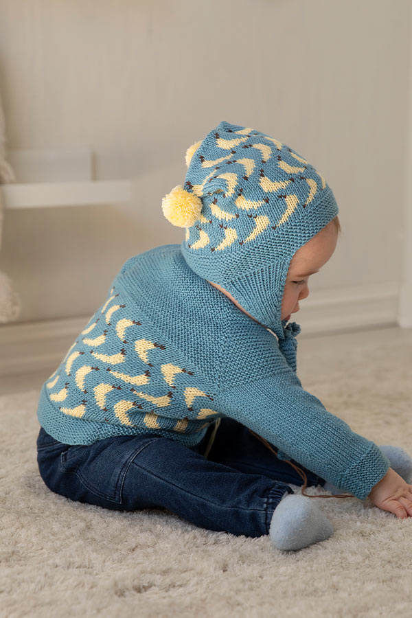 2126-10 Banan tröja och lue