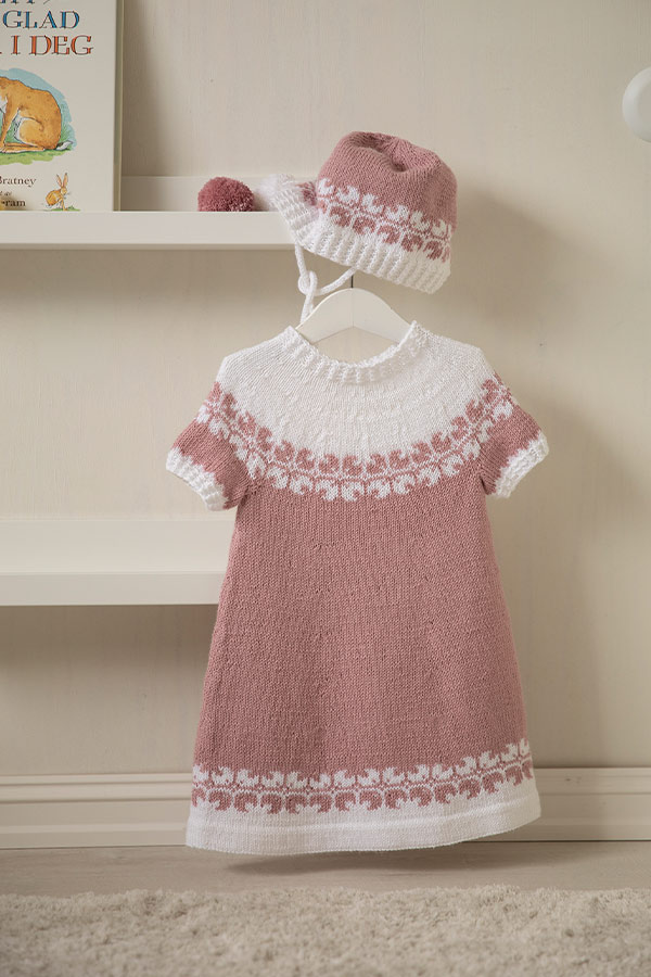 2126-9 Helle tunika och kyse