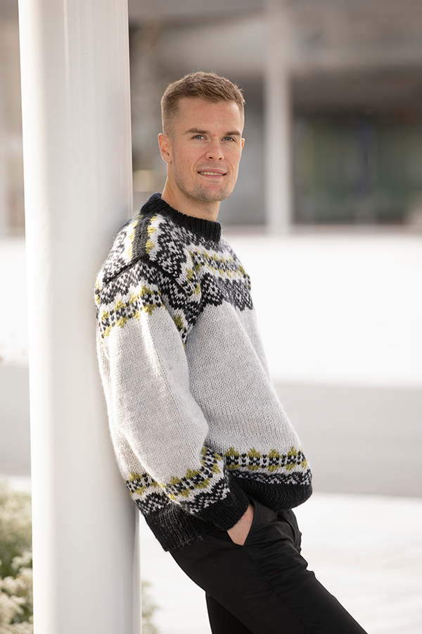 2135-13 Ulrik tröja