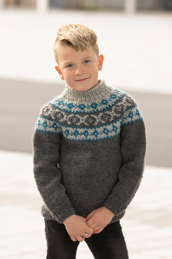 2135-9 Aries tröja barn