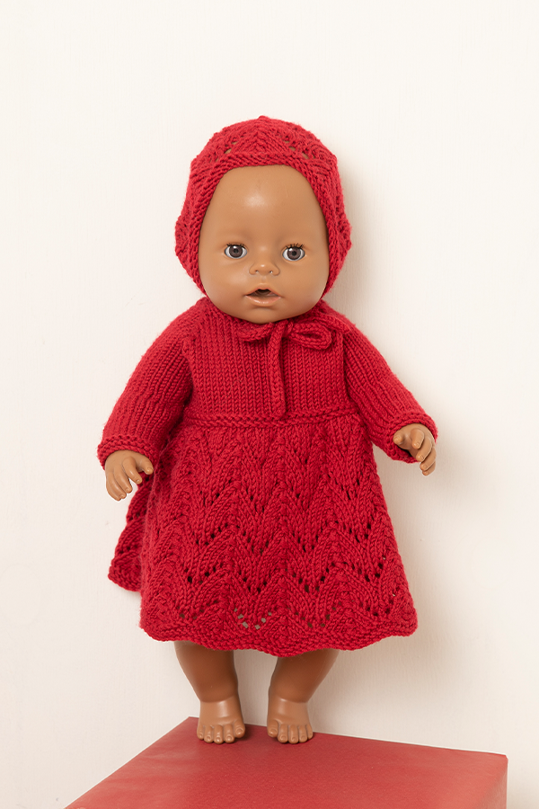 2136-2 Jolin dockklänning och lue