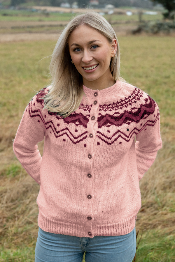 Ivalo jacka puderrosa