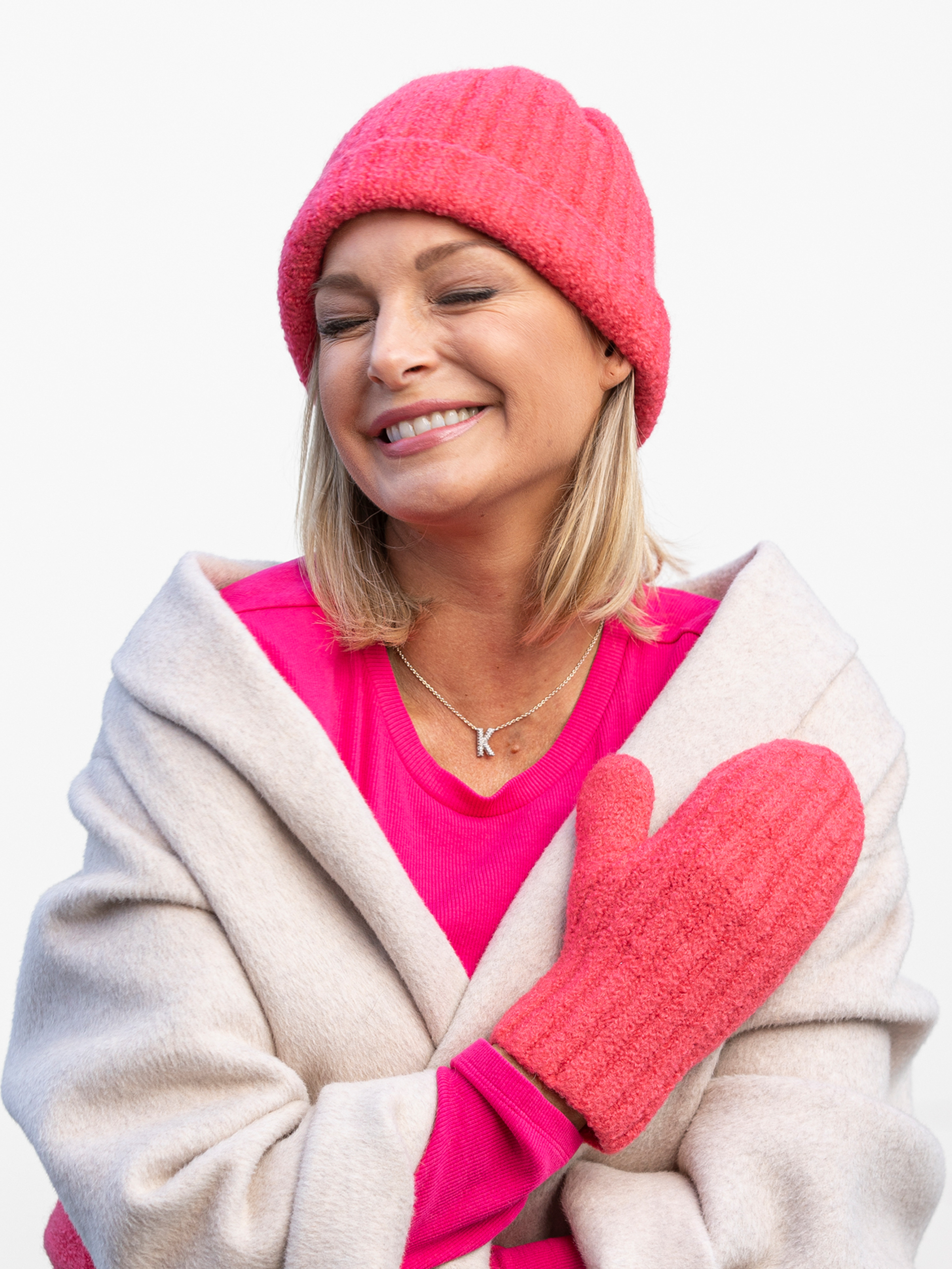 2211-1b Ulla lue i vrangbordstrikk