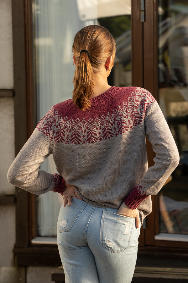 2215-5b Blomma tröja