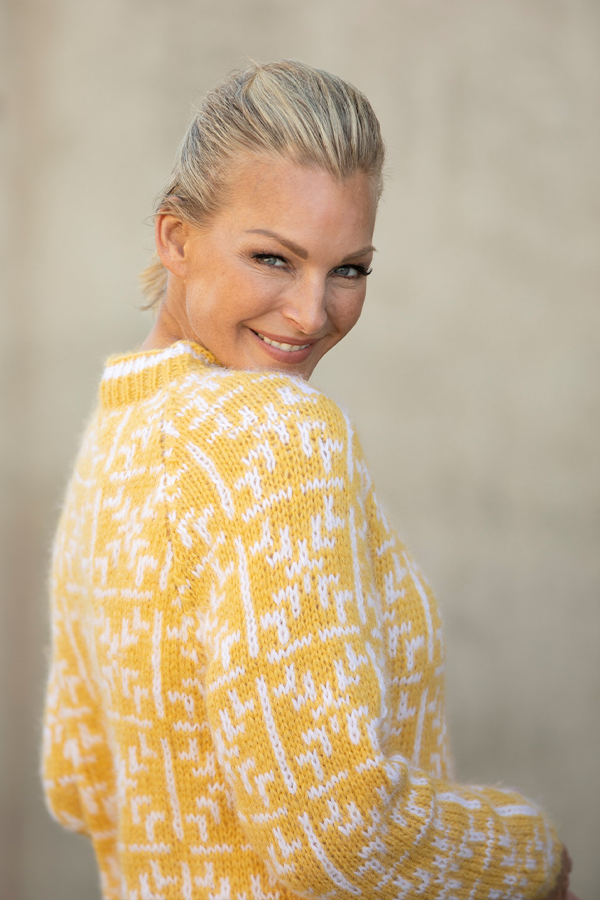 2227-10 Faith tröja