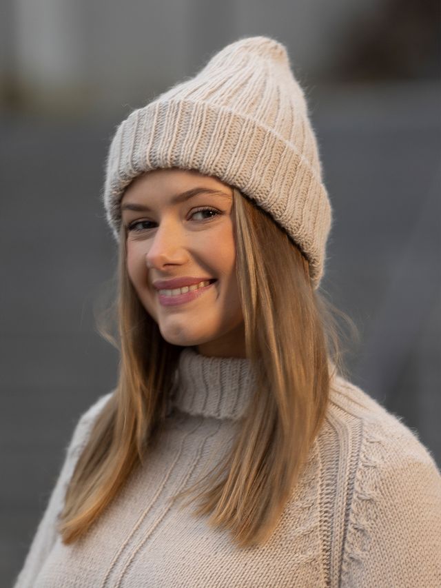 2307-4b Companion lue