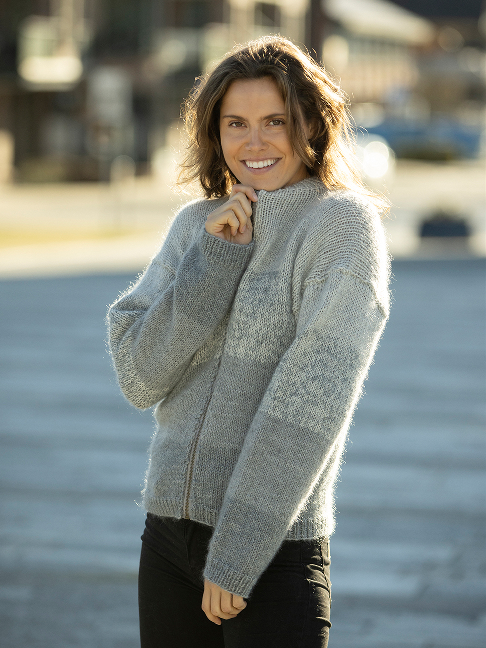 2313-4b Melody jacka