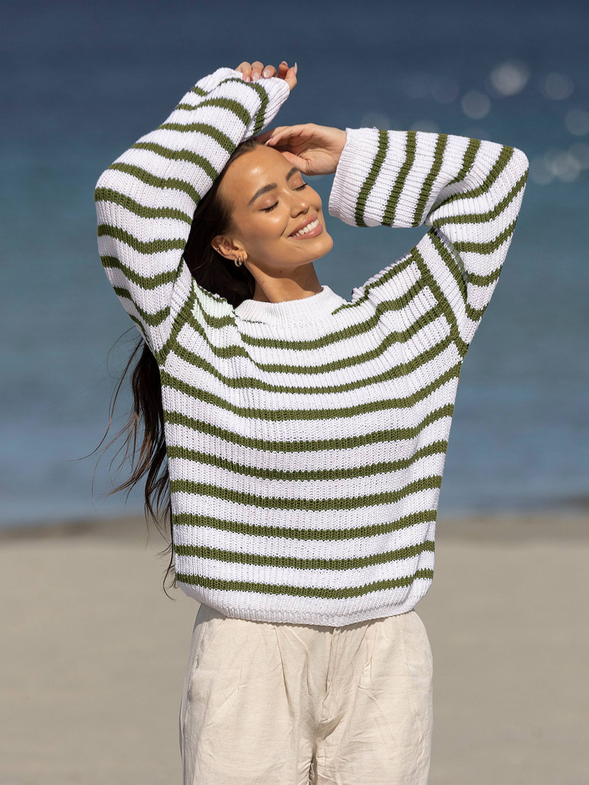 2321-5 Marina genser hvit/grønn