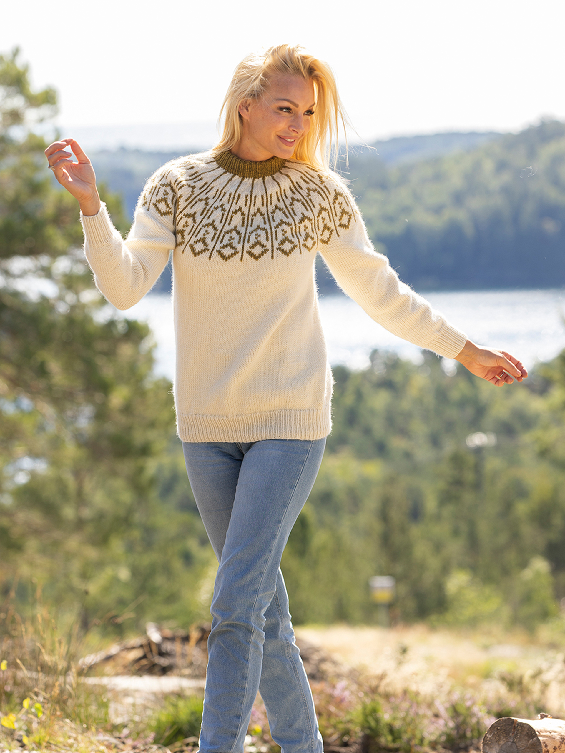 2330-6 Tindra genser