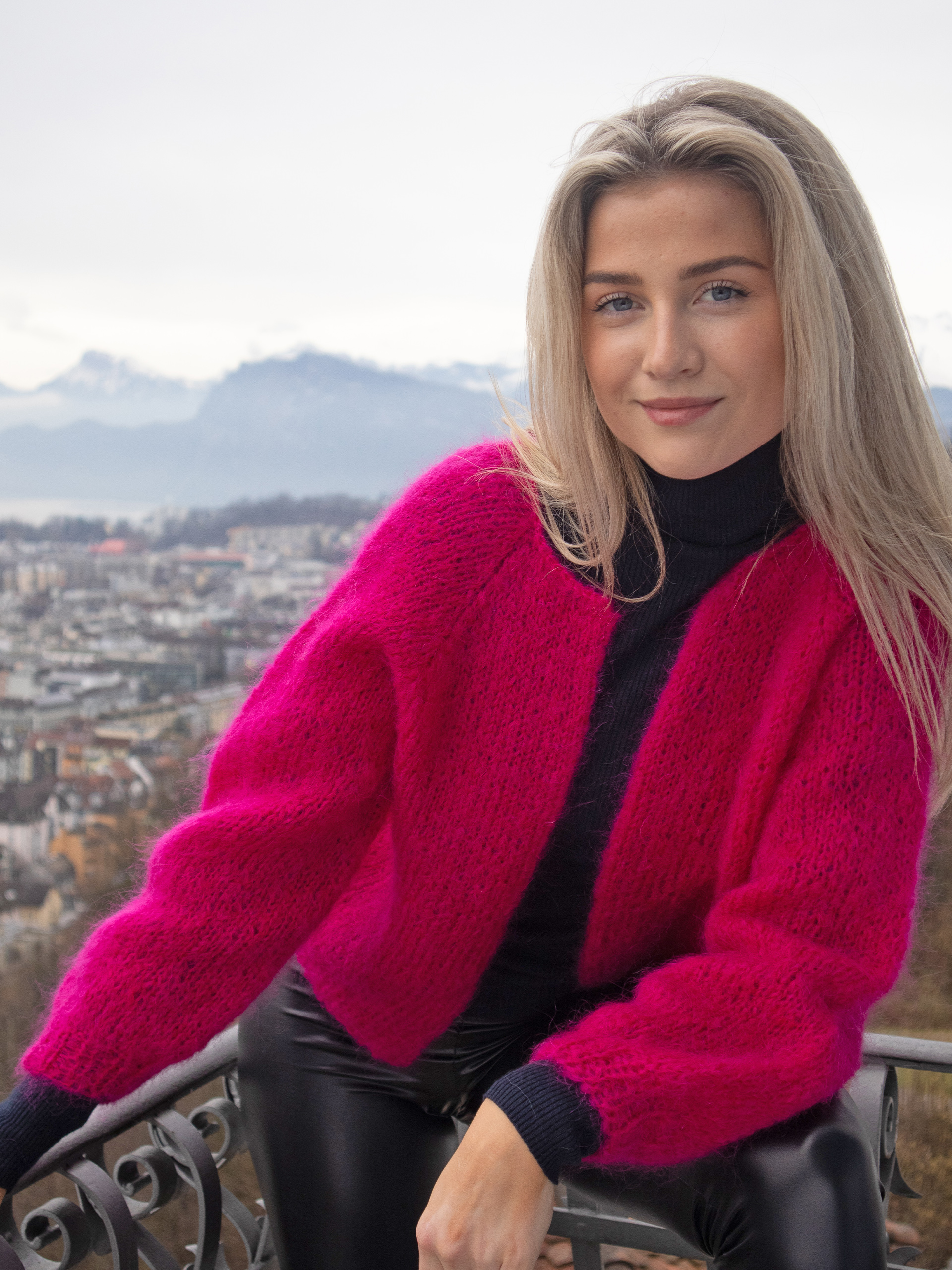 24-06 Dandelion jakke pink