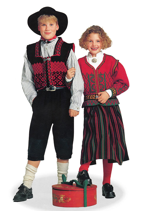 385-02 Festvest gutt