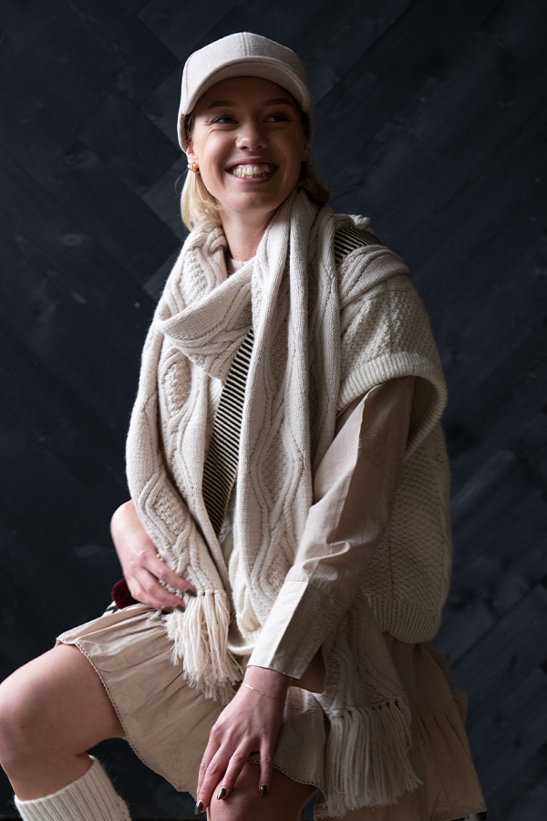 443-07 Avril halsduk