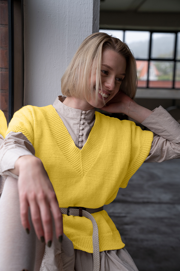 443-16c Léonie väst gul 