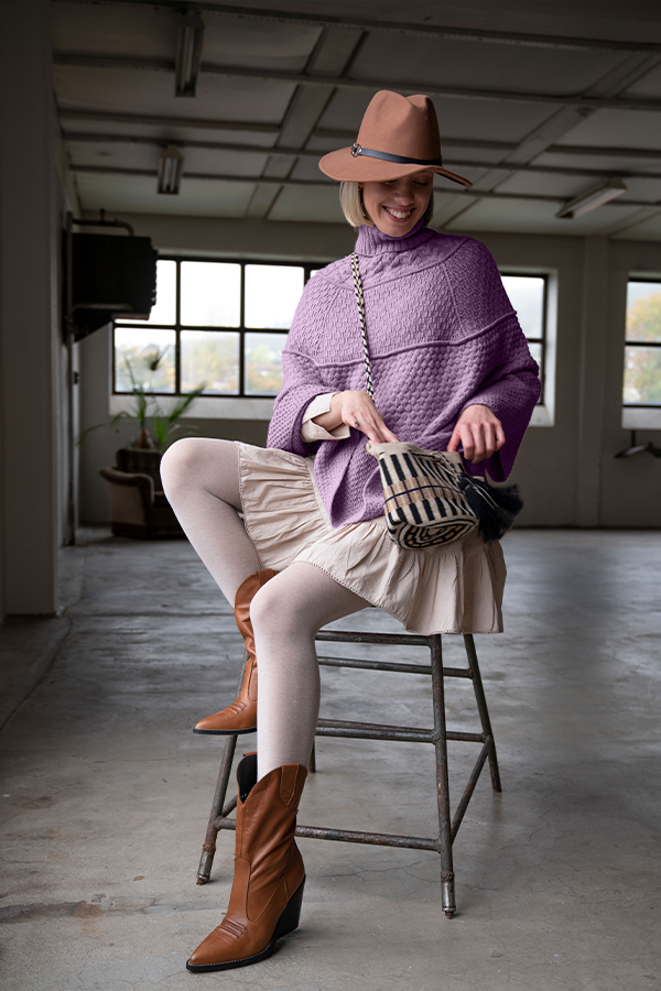 443-18 Inés poncho ljus lavendel