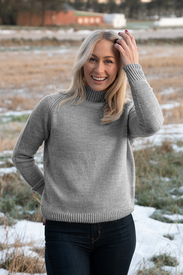 Lara tröja gråmelerad