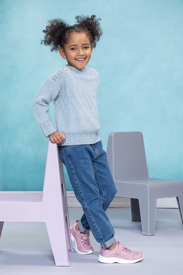 76-14 Gina barntröja ljus blå