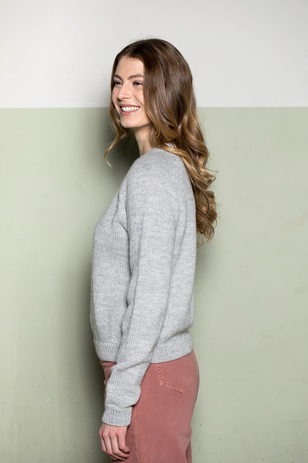 91-01 Elben tröja ljus grå