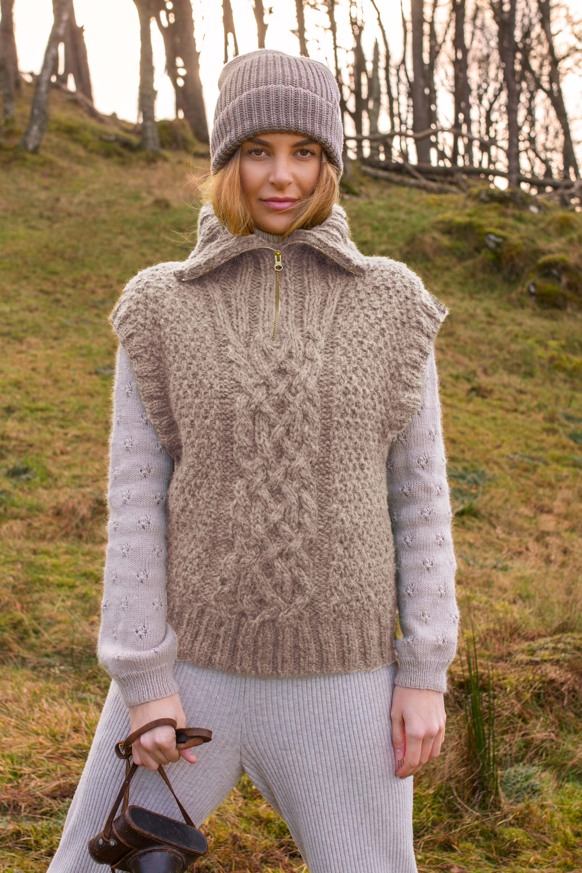 ØYA väst ljus beige