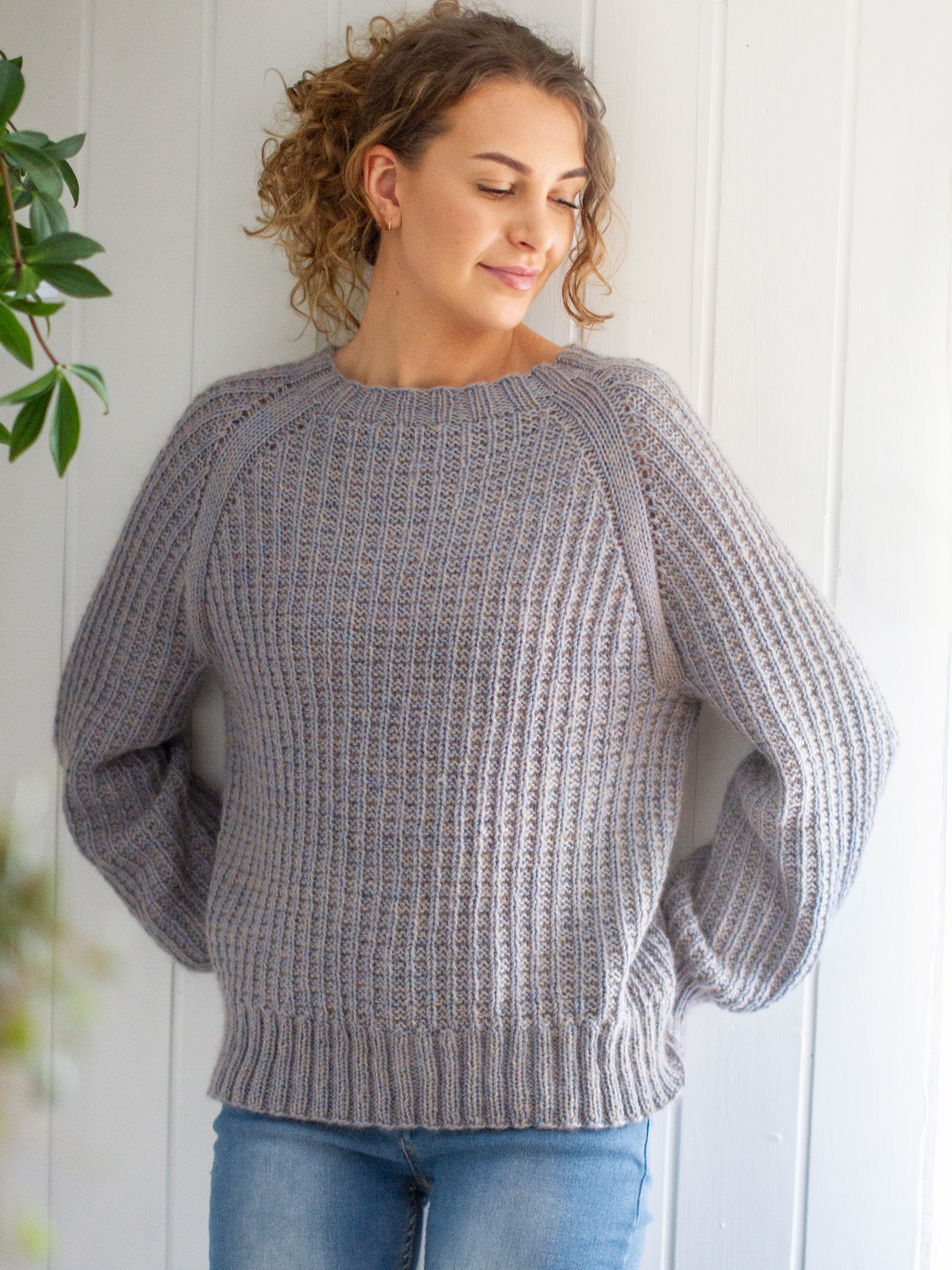 ØYENTRØST tröja ljus blåmelerad