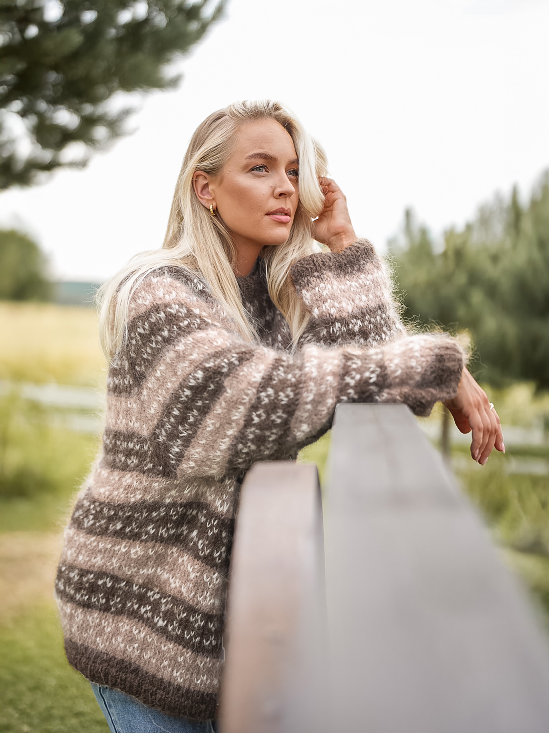 523V-01h Blome kall brun