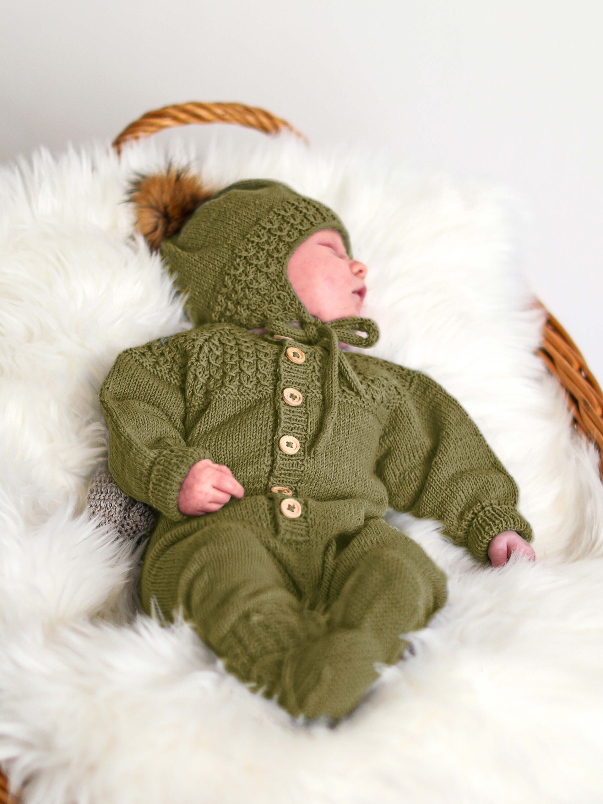 Bysse babydräkt oliv