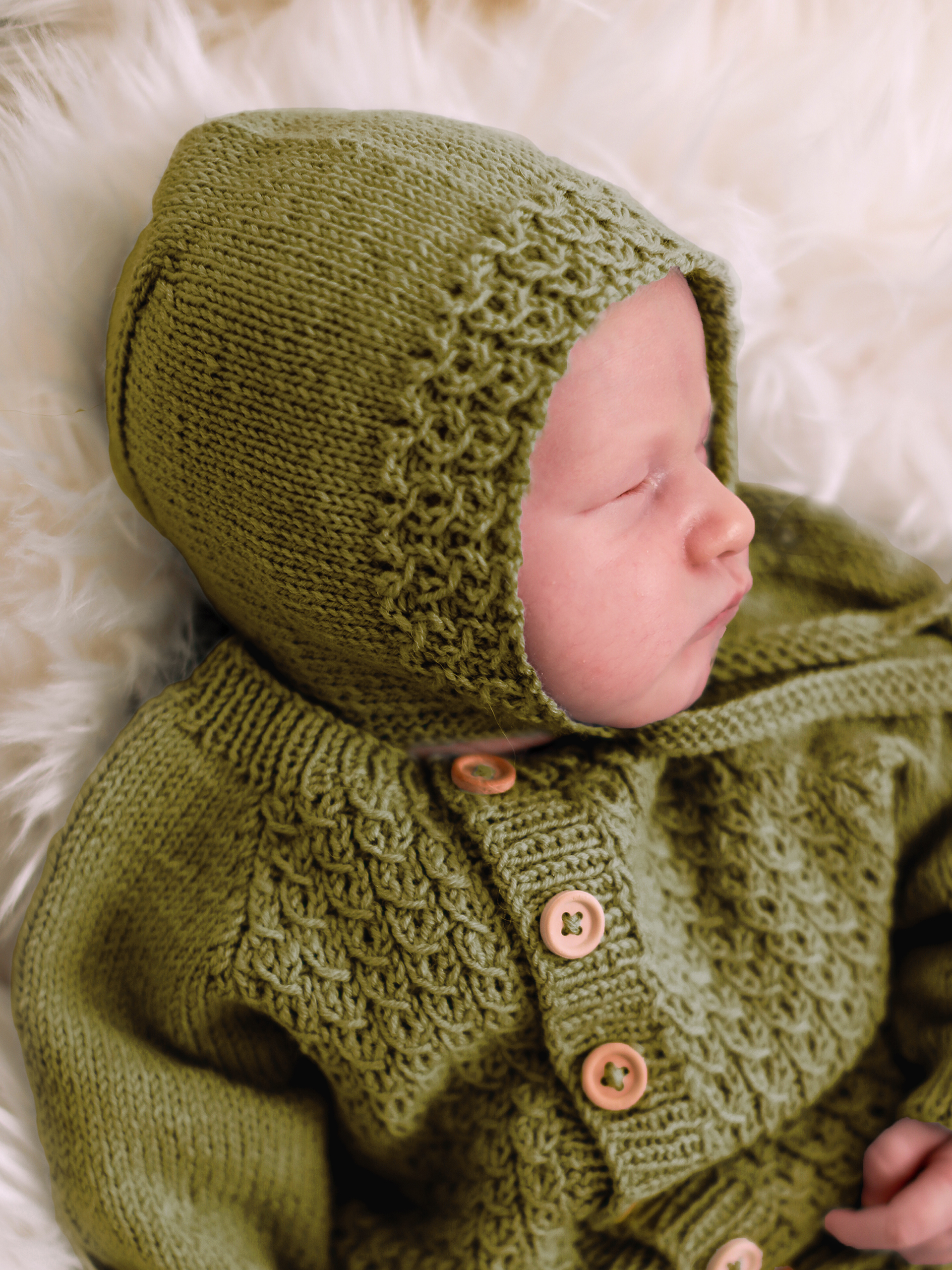 Bysse hätta och sockor oliv