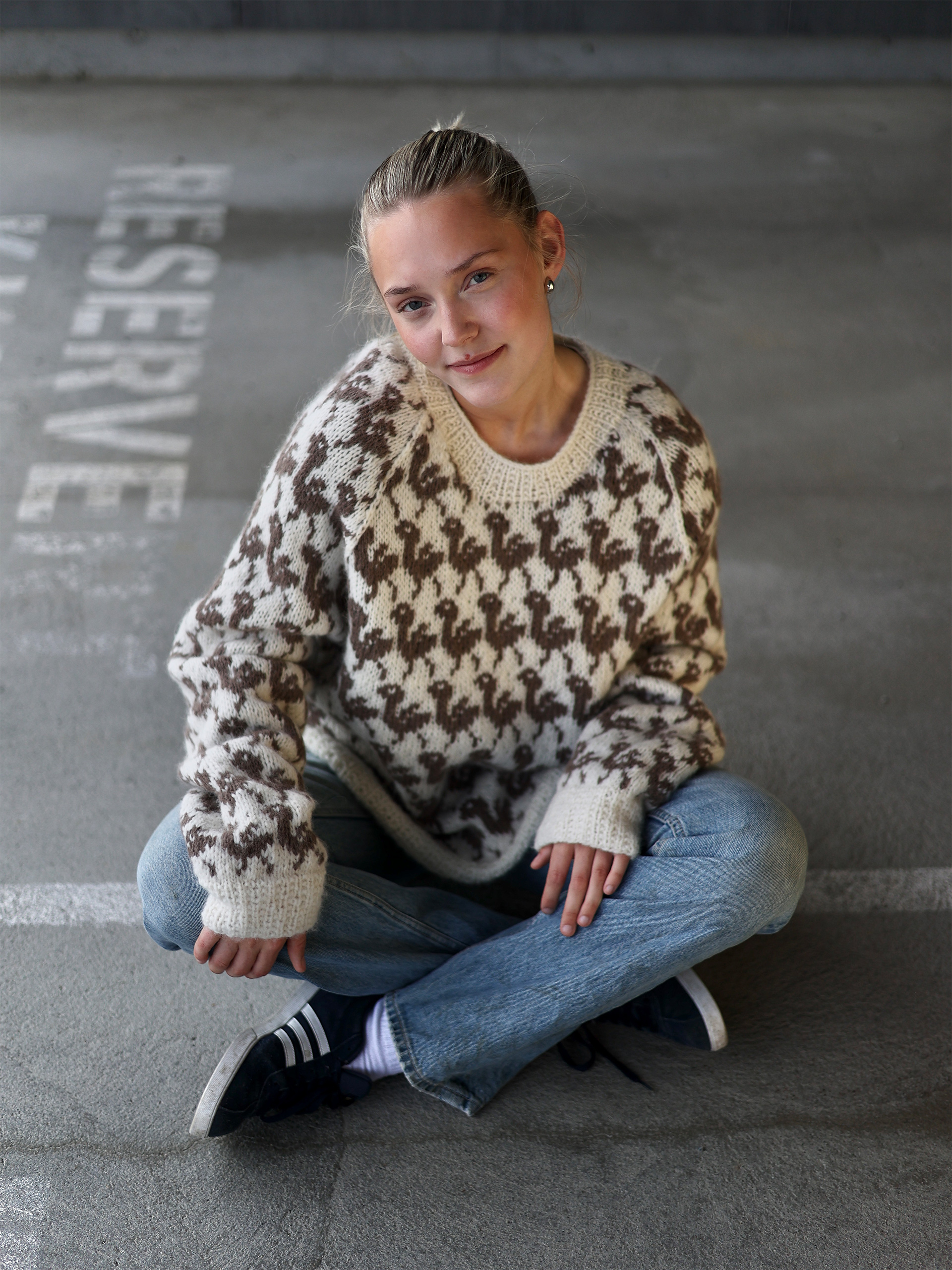 423S-06 CHICKEN LOVE dam