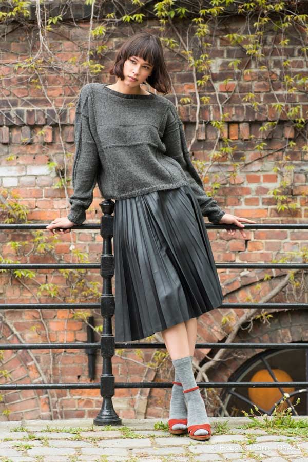 43-06 Greygraphic tröja