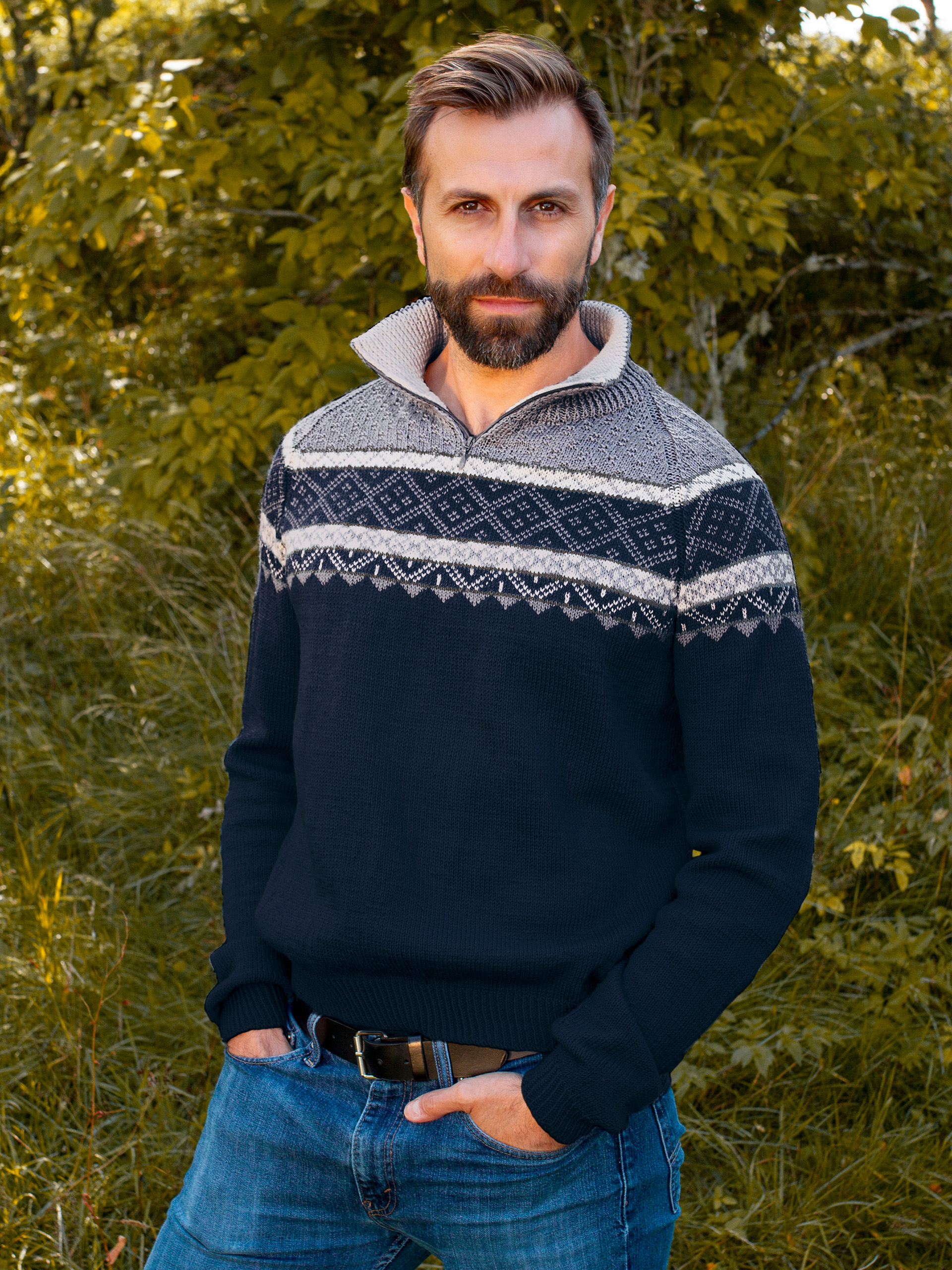 Ein zip-herrtröja marin/grå