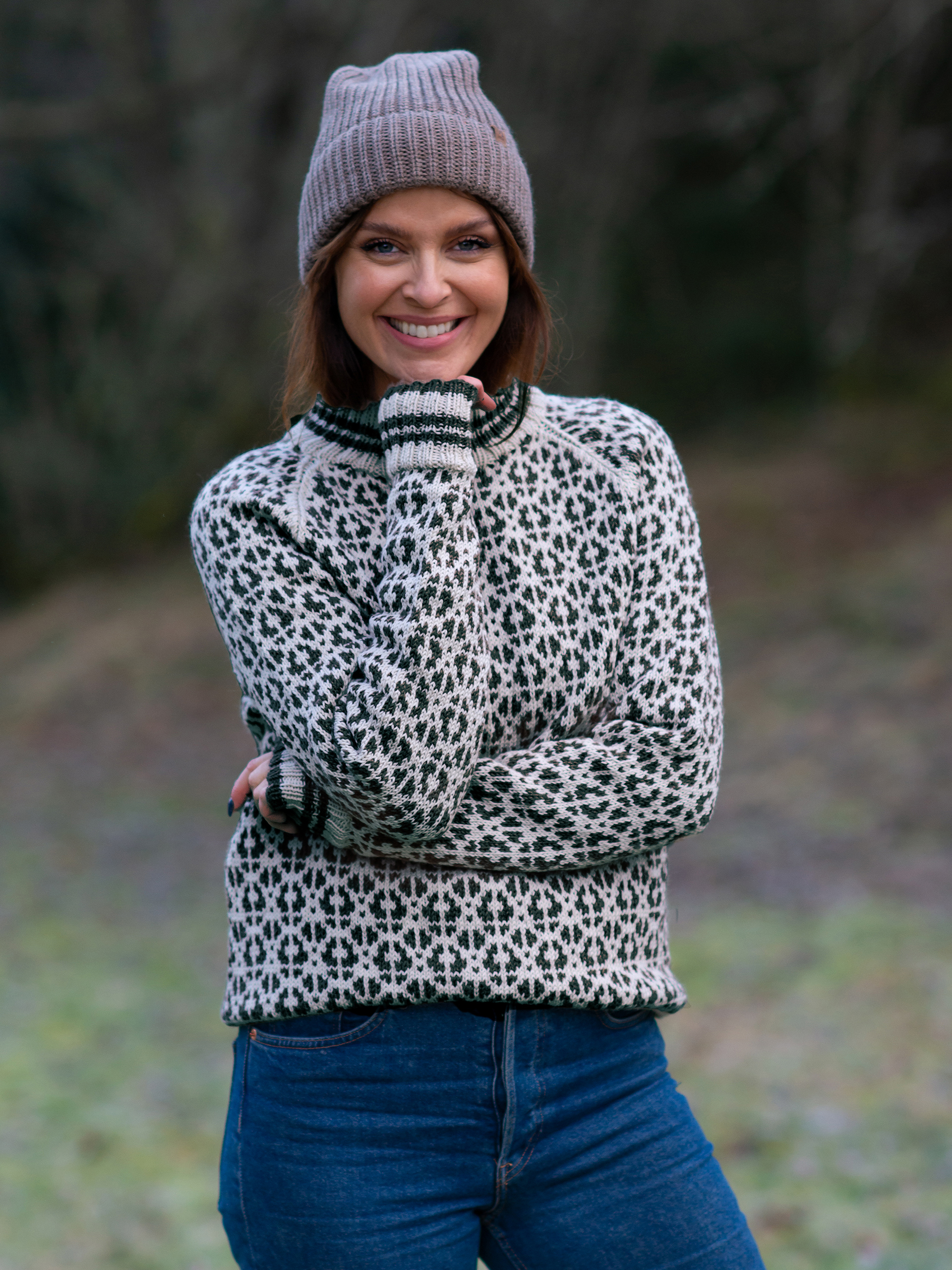 Flokk tröja dam kitt/svart