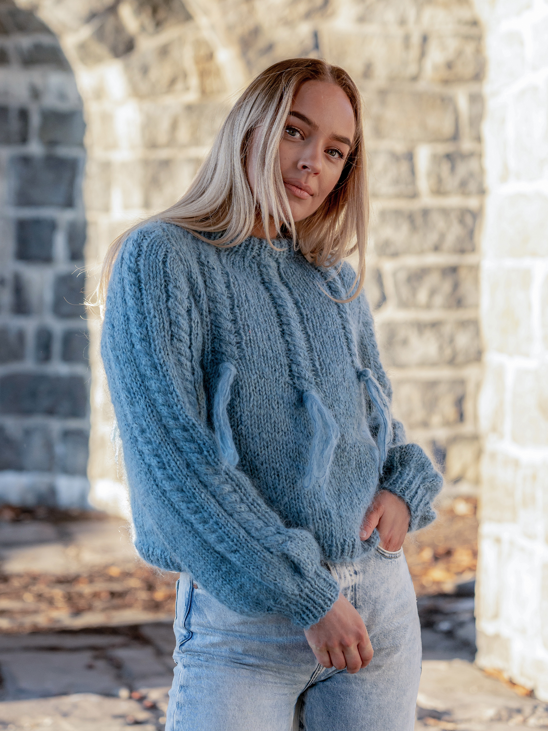 Gulli tröja ljus blå