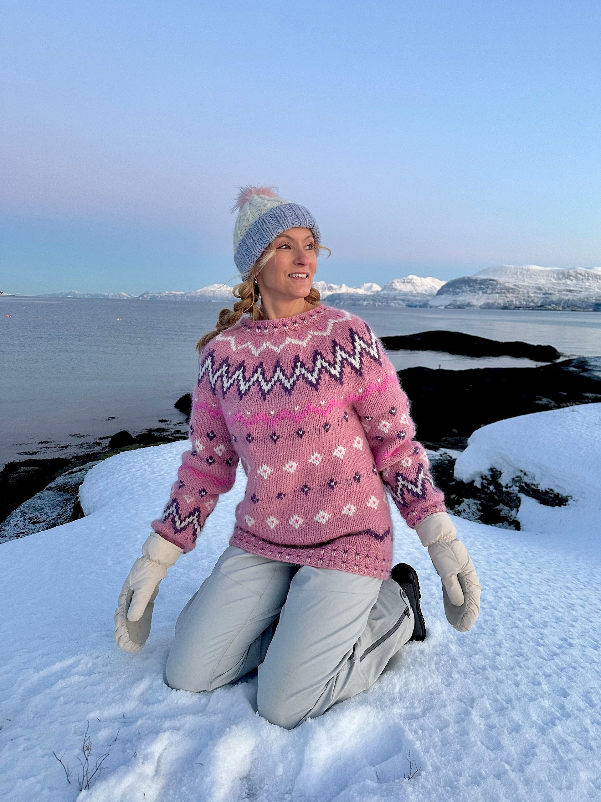 521E-03a Gunni tröja