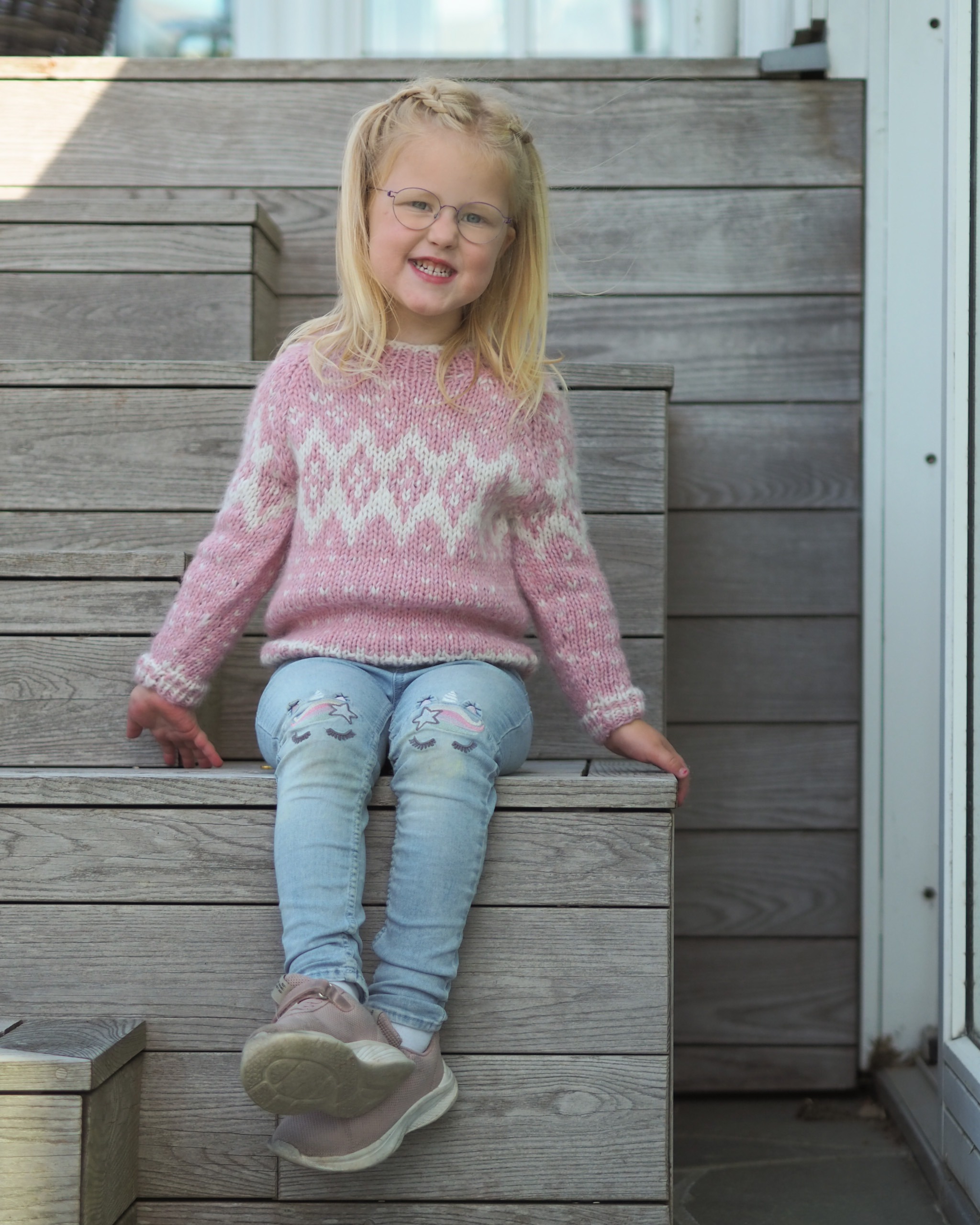 VIKSEMARKA tröja & mössa ljus gammelrosa