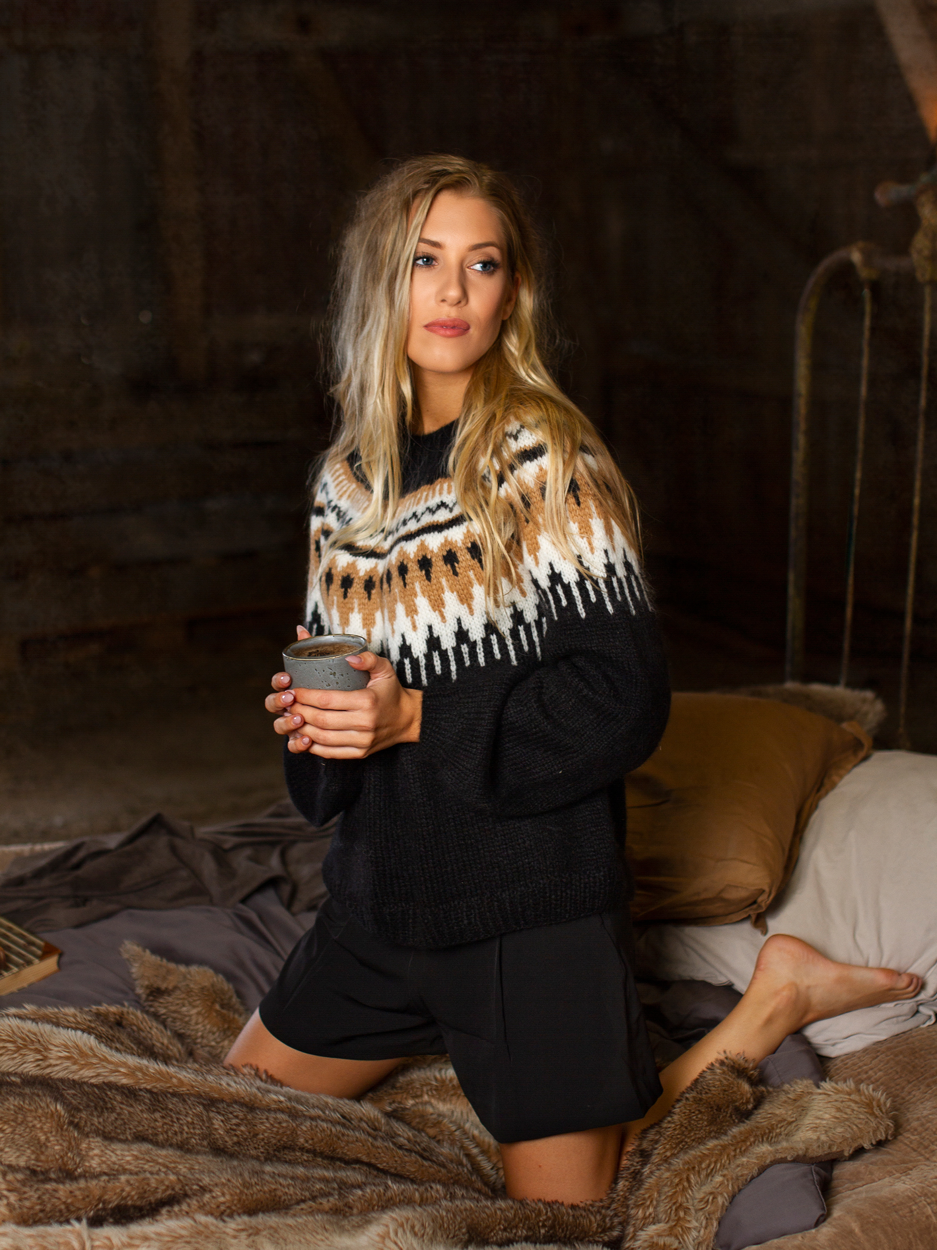 323S-13a LUNA tröja