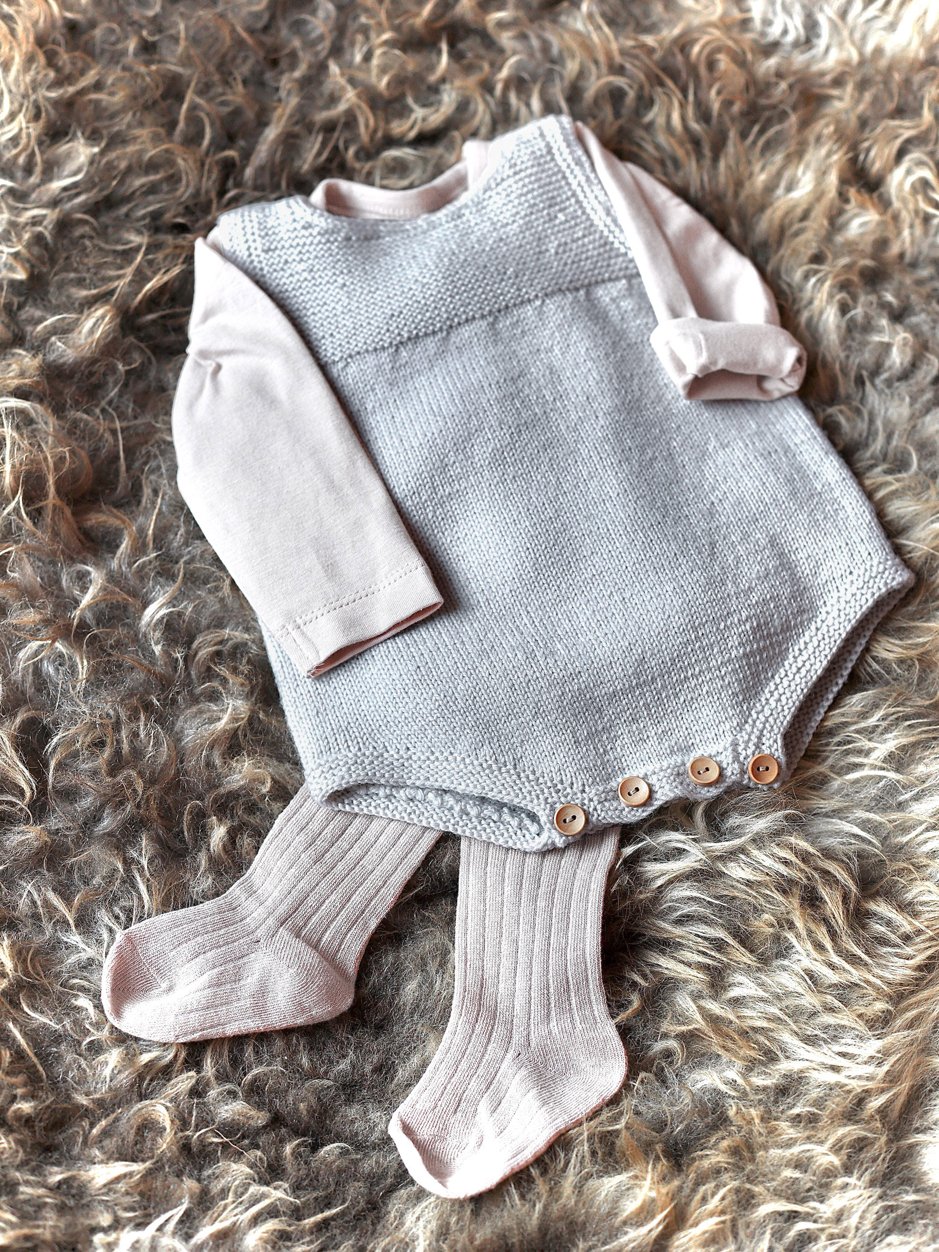 321S-11c NURK romper