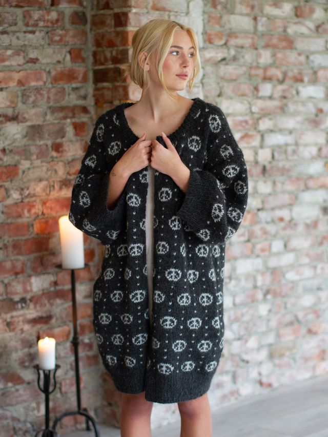 322K-08b PEACE täcka