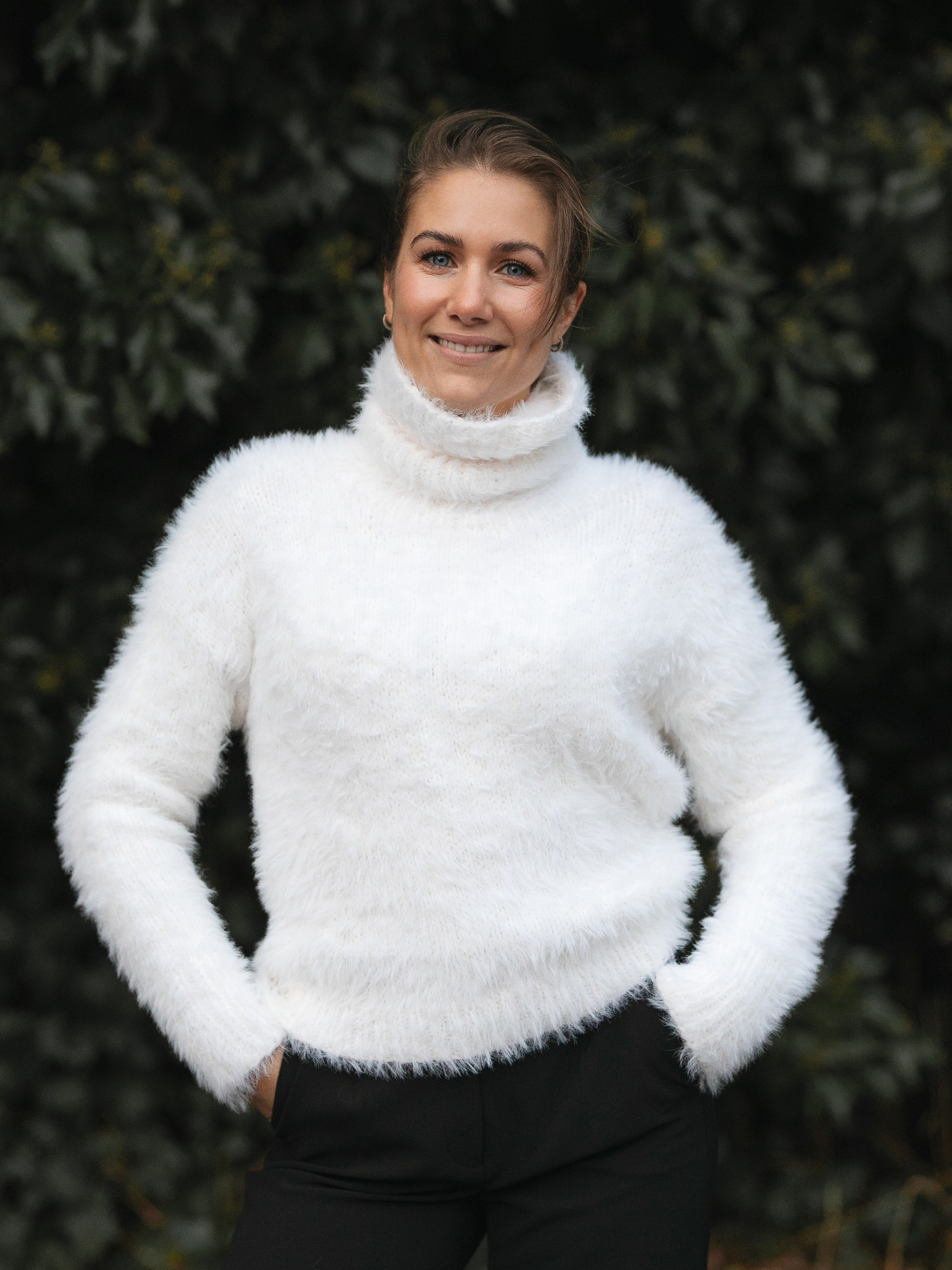 24013-M2 Pole tröja