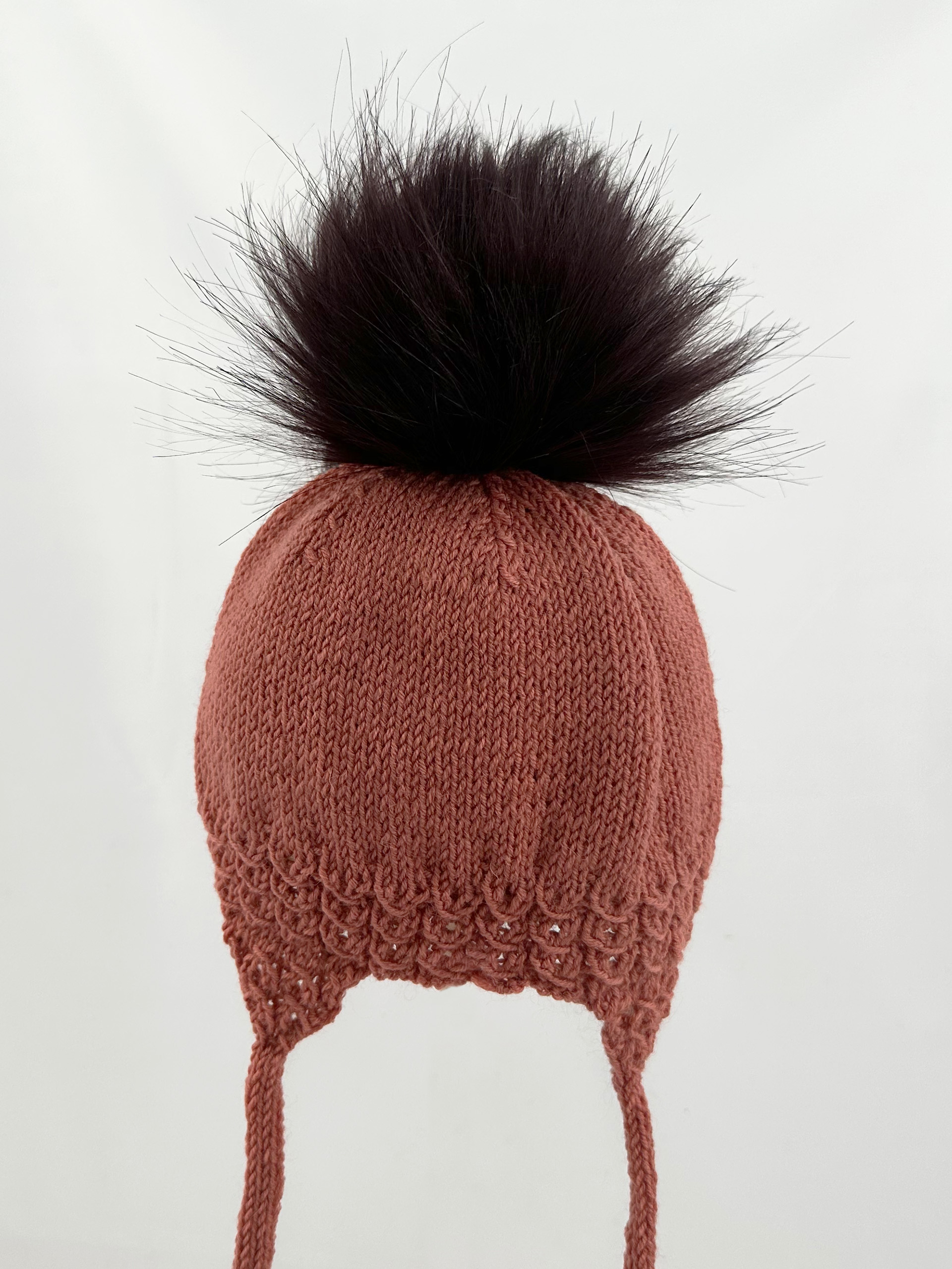 Pom-pon akryl aubergine