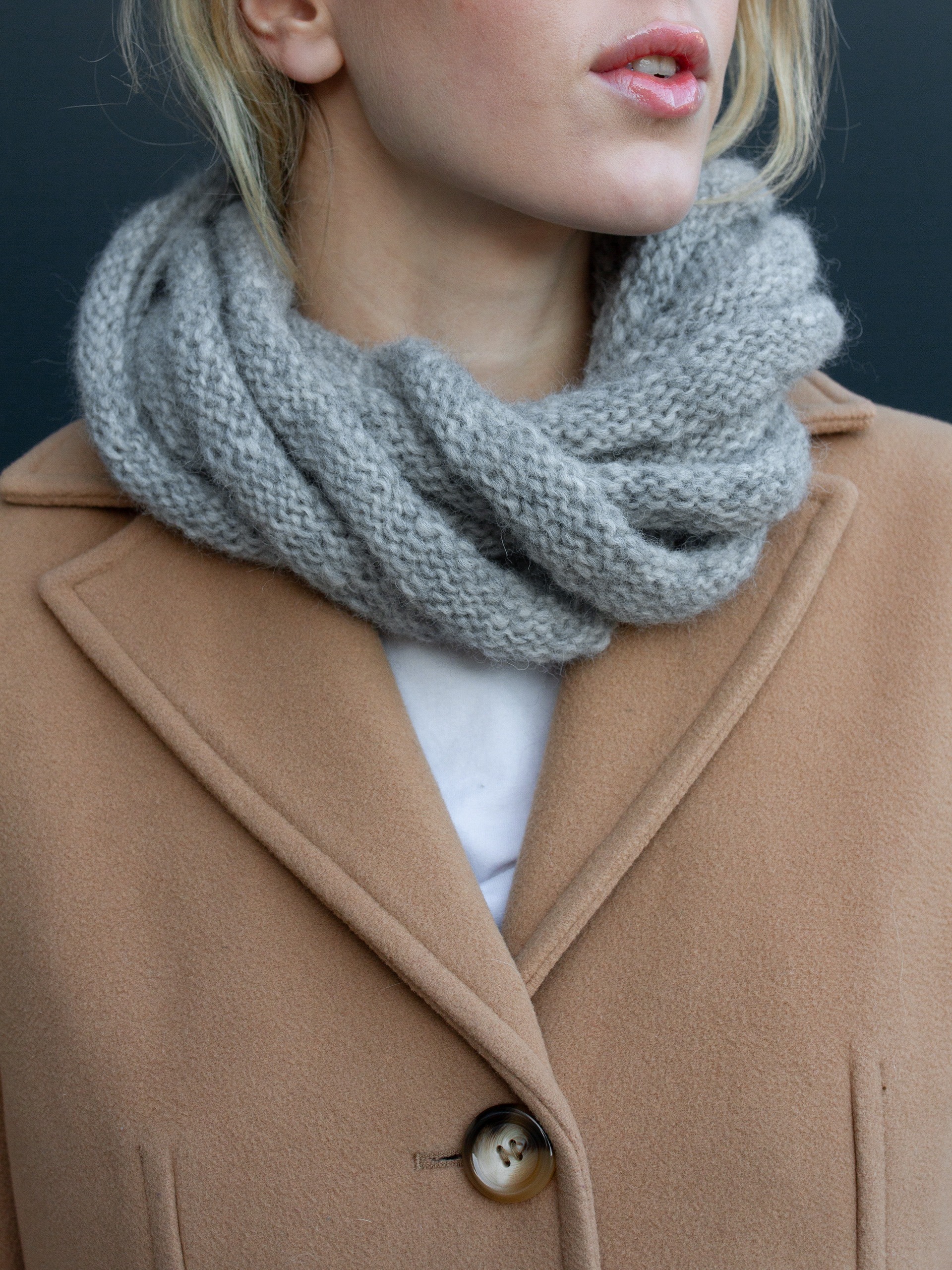 421M-01a SNOOR halsduk