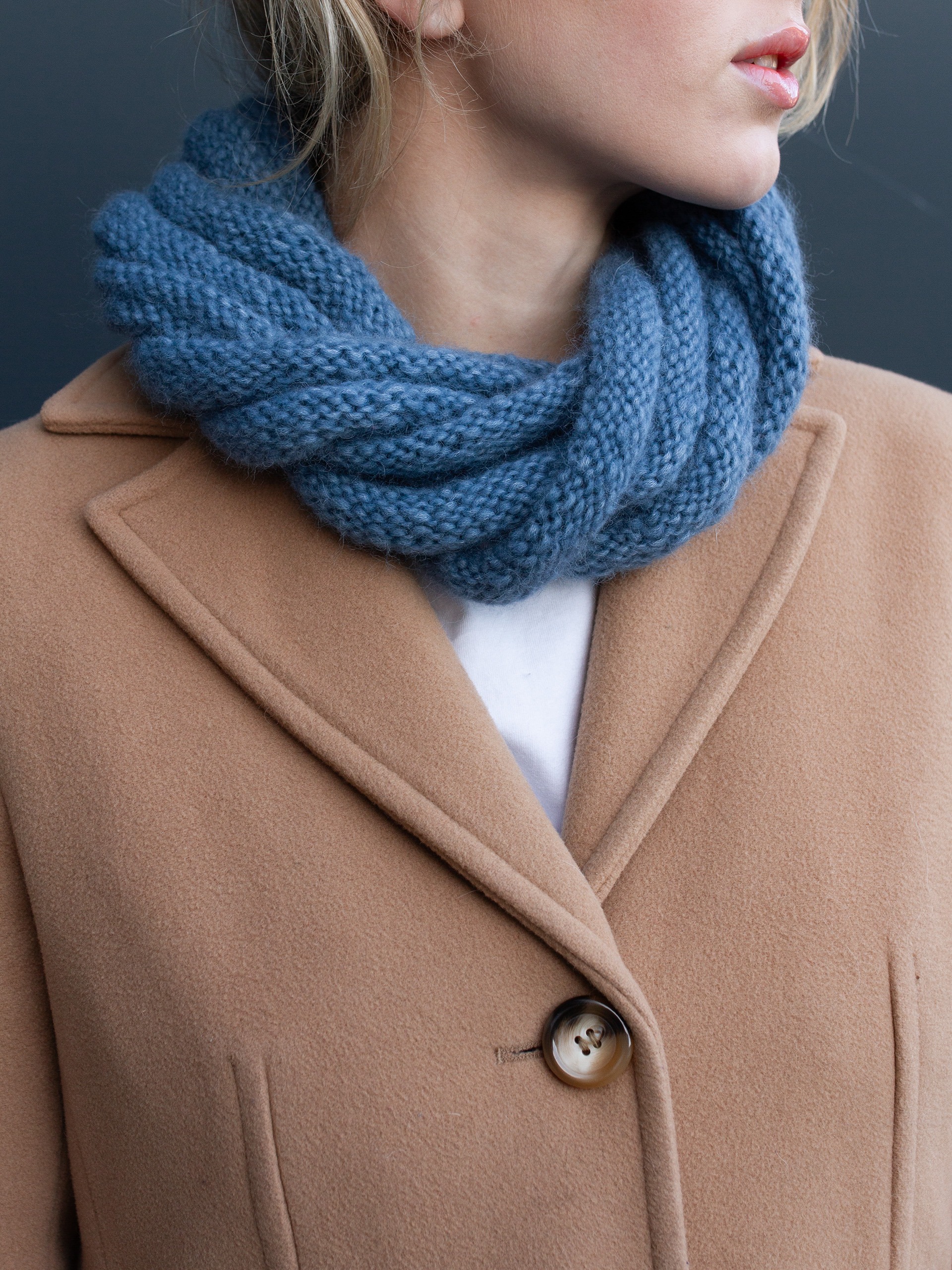 421M-01a SNOOR halsduk