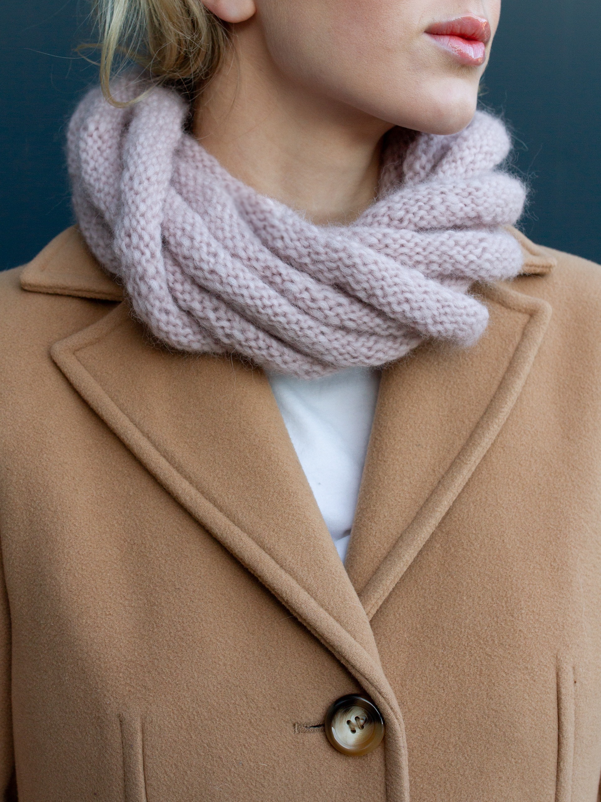 421M-01a SNOOR halsduk