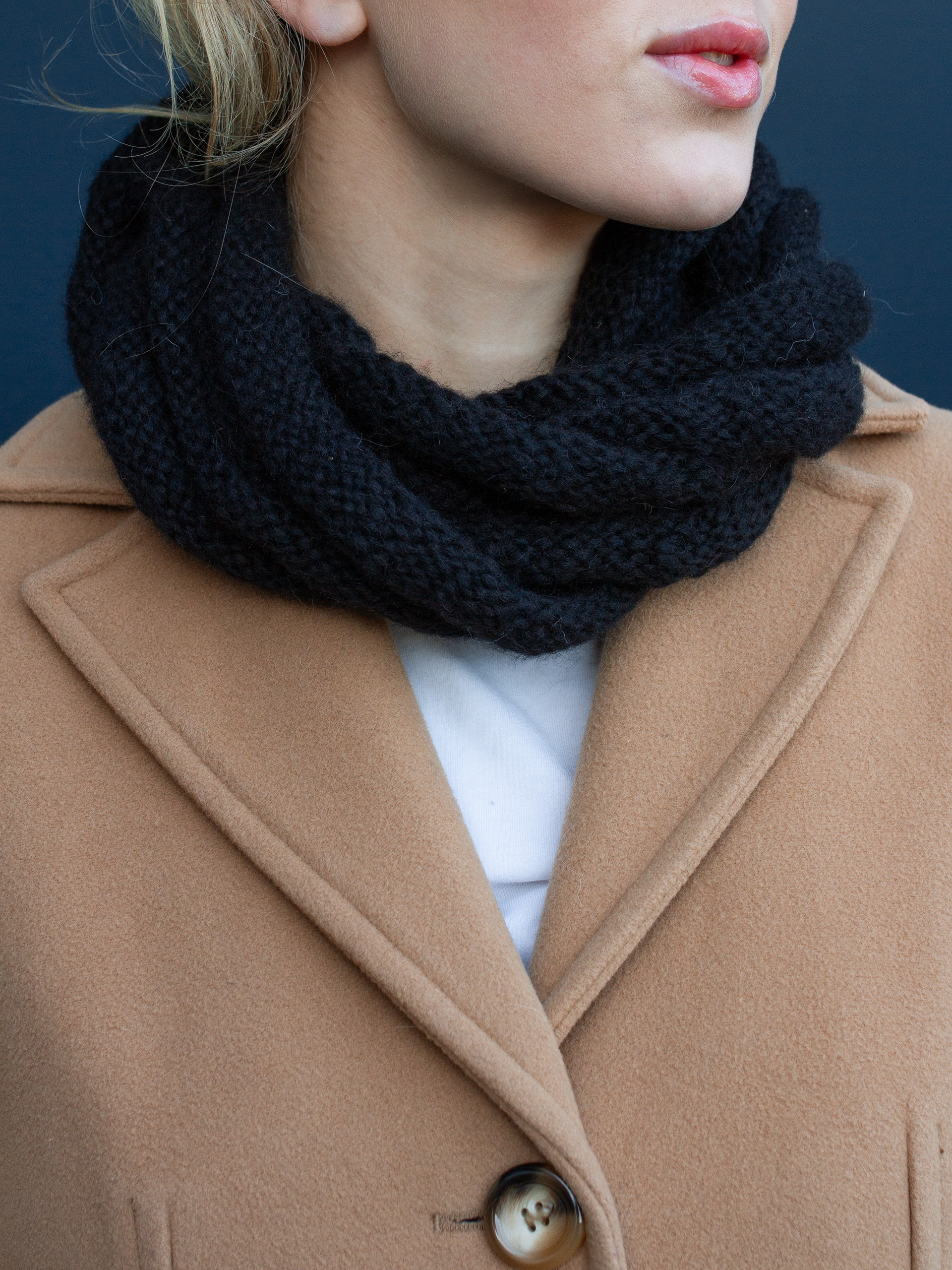 421M-01a SNOOR halsduk